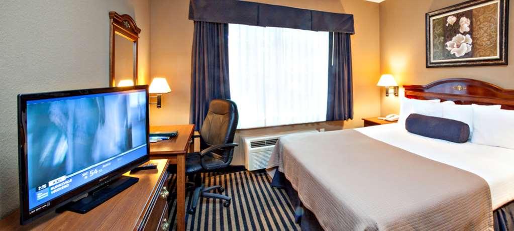 Mountain Inn & Suites Флэт-Рок Номер фото